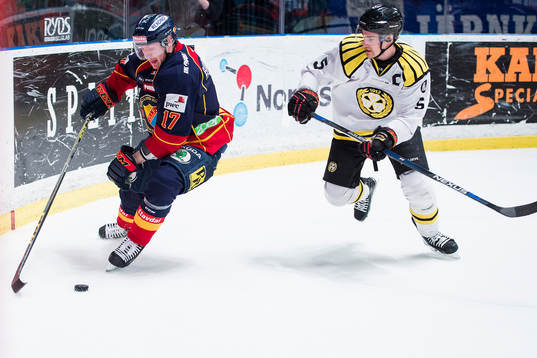 Djurgårdens Henrik Eriksson mot Brynäs Lukas Kilström