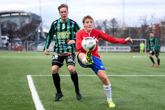 Varbergs Joel Palmquist och Örgrytes Andreas Berntsson