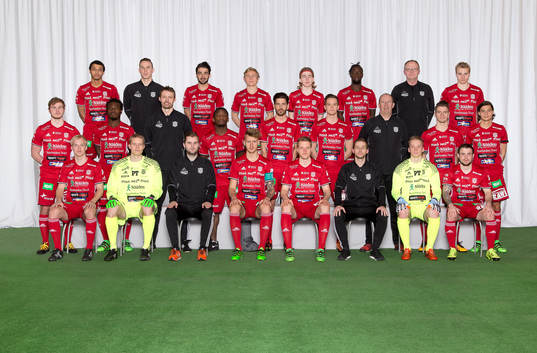 Lagbild för Piteå den 16 mars 2016 i Piteå. Bakre ledet fr. v. Karl Cunningham, Peter Åberg(sjukgymnast), Arish Nouri, Gustav Rönnbäck Wallin, Axel Uddström, Ibrahim Kallay, Håkan Norberg (lagledare), Henrik Millbert. MIttenledet fr. v. Anton Rosengren, Tetteh Komey, Peder Nilsson (ass. tränare), Yanku Marrah, Martin Oscarsson, Fredrik Lundgren, Birger Grahn (mv. tränare), James Burgin, Rasmus Holmbom. Sittande fr. v. Kristoffer Thydell, Richard Nordlund, Jens Hedström (tränare), William Olausson, Robert Hammarstedt, Johan Norberg (tränare), Tomas Adell, Rob Clark.
