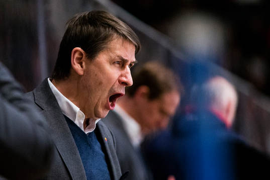 Djurgårdens tränare Hans Särkijärvi reagerar