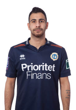 Enis Maljici poserar för ett porträtt den 18 mars 2016 i Göteborg.