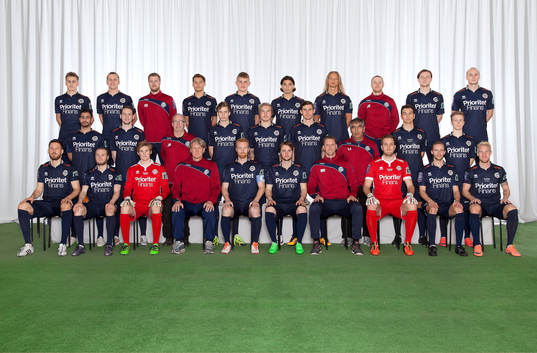 Lagbild för Oddevold den 18 mars 2016 i Göteborg. Bakre ledet fr. v. Erik Westermark, Jesper Westermark, Ola Möller (naprapat), Karl Bohm, Rasmus Hegab, Martin Johansson Zanjanchi, Emil Eliasson, Conor Mc Donagh (Strength & Conditioning coach), Niclolas Sandberg, Joakim Edström. Mittenledet fr. v. Enis Maljici, Daniel Tidstrand, Jan Hurtig (materialförvaltare), Felix von Barth, Oskar Wallén, Adam Rosén, Davod Rahimi (materialförvaltare) Fati Spahija, Jonas Ganning. Sittande fr. v. Anders Mogren, Alexander Angelin, Pelle Sjöberg, Håkan Sandberg (tränare), Robin Jonsson, Niklas Olsson, Mikael Hedlund (ass tränare), Axel Wibrån, Niklas Tidstrand, Marius Evensen.