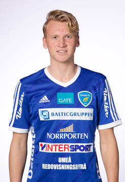 Axel Fällman poserar för ett porträtt den 21 mars 2016 i Umeå.