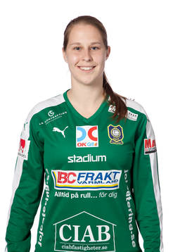 Målvakt Nora Abolins poserar för ett porträtt den 21 mars 2016 i Karlstad.