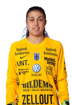 Målvakt Clara Ringmar poserar för ett porträtt den 23 mars 2016 i Uppsala.