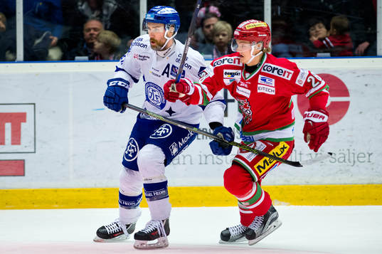 Leksands Tommi Paakkolanvaara och Modos Axel Ottosson