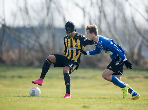 IFK Hässleholms Ameer Naseer i träningsmatchen mellan Nosaby och IFK Hässleholm i Kristianstad 28 mars 2016.