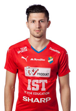 Elmin Nurkic poserar för ett porträtt den 31 mars 2016 i Växjö.
