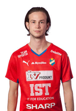 Robin Östlind poserar för ett porträtt den 31 mars 2016 i Växjö.