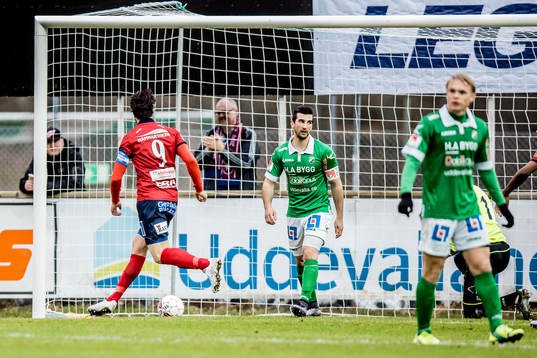 Örgrytes George Mourad kvitterar till 1-1