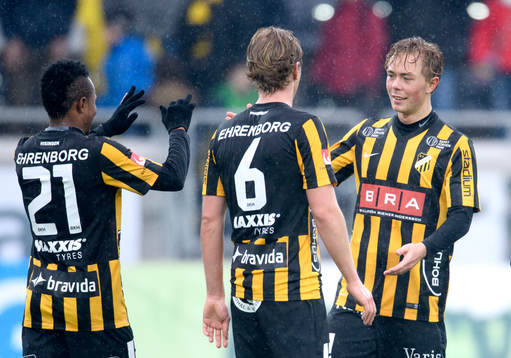 Häckens Nasiru Mohammed, Rasmus Schuller och Joel Andersson jublar