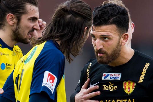 Irriterat mellan Ängelholms Johan Eiswohld och Syrianskas