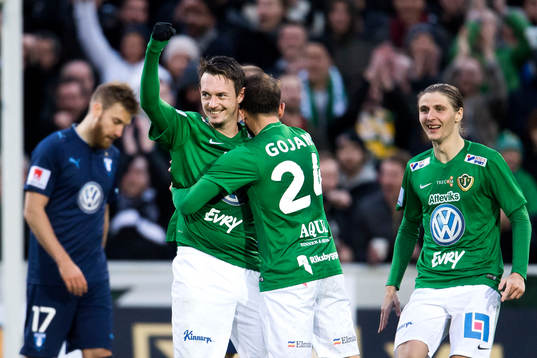 Jönköpings Daryl Smylie jublar