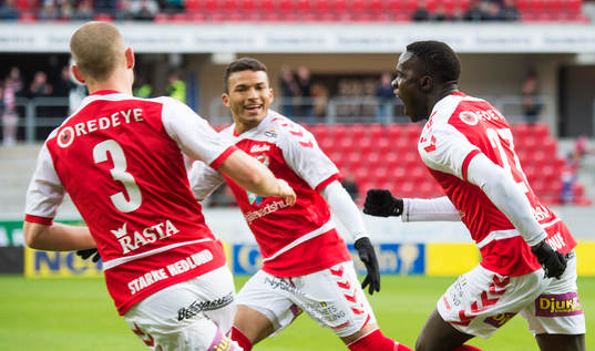 Kalmars Sebastian Starke-Hedlund , Emin Nouri och Papa