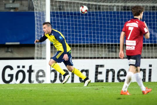 Ängelholms Ryan Finley jublar