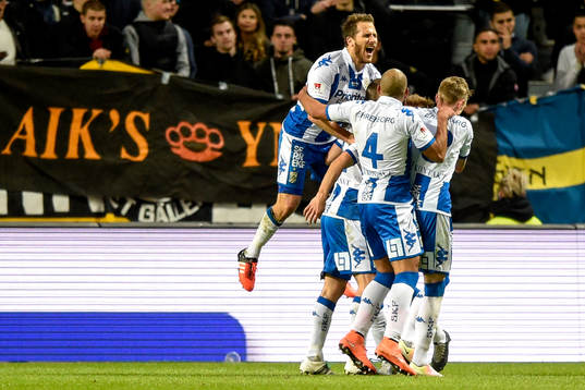 IFK Göteborgs Tobias Hysén jublar efter 2-2 av Hjalmar Jonsson
