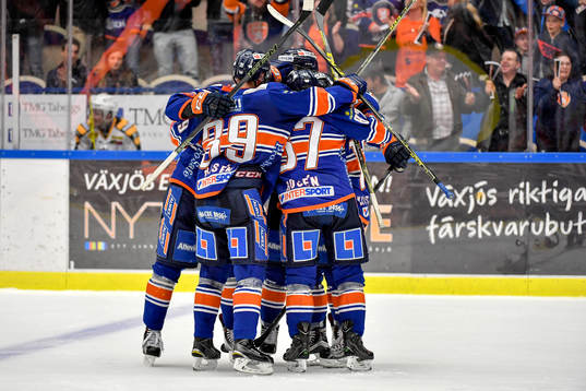 Växjös Eric Martinsson jublar