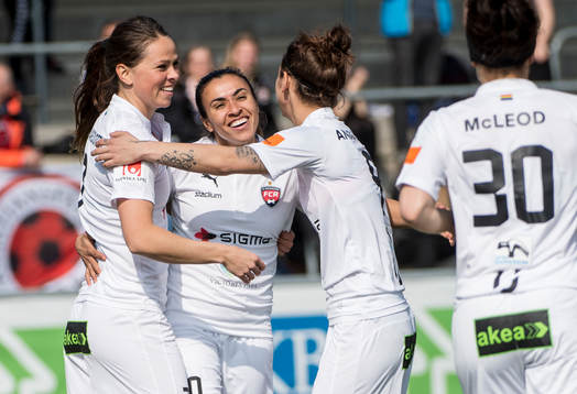 Rosengårds Sara Björk Gunnarsdottir, Nataša Andonova och