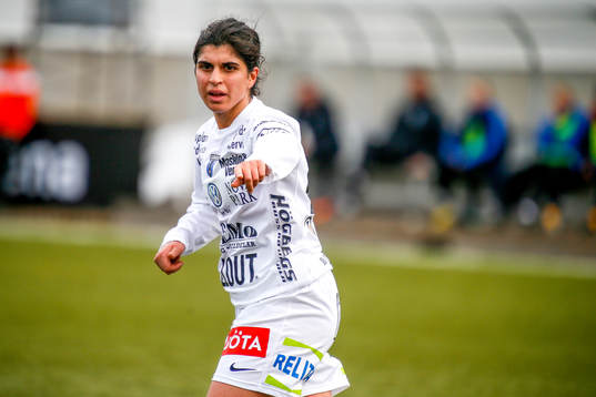 Sirius Aisha Faiqi  i premiären