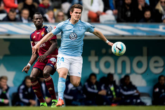 Djurgårdens Omar Colley och Malmö FFs Vidar Örn