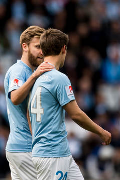 Malmö FFs Rasmus Bengtsson u samtal med Vidar Örn Kjartansson