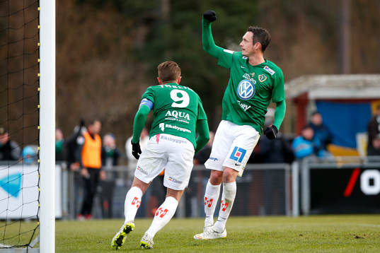 Jönköpings Daryl Smylie jublar