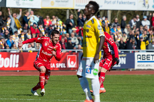 Elfsborgs Emir Bajrami jublar efter att ha gjort 1-2