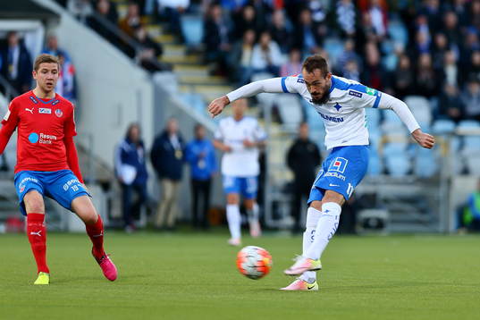 Norrköpings Emir Kujovic skjuter in mål 2-0 och