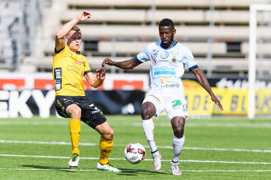 Gefles Dioh Williams och Elfsborgs Viktor Claesson
