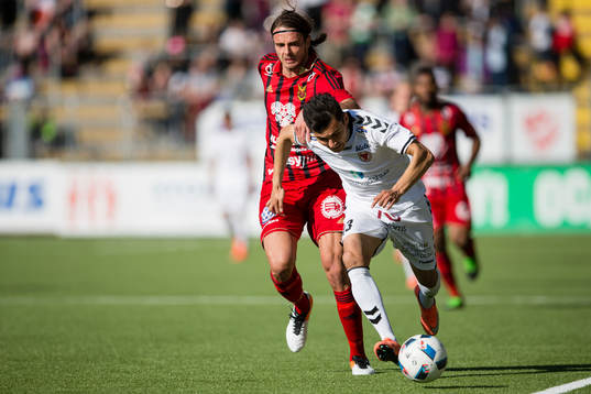 Östersunds Emir Smajic mot Kalmars Emin Nouri