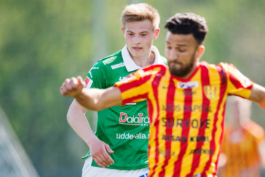 Ljungskiles Linus Dahl jagar ikapp Syrianskas Bachir