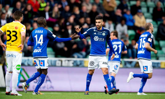 Sundsvalls Pa Amat Dibba och Stefan Silva  jublar efter 2-0