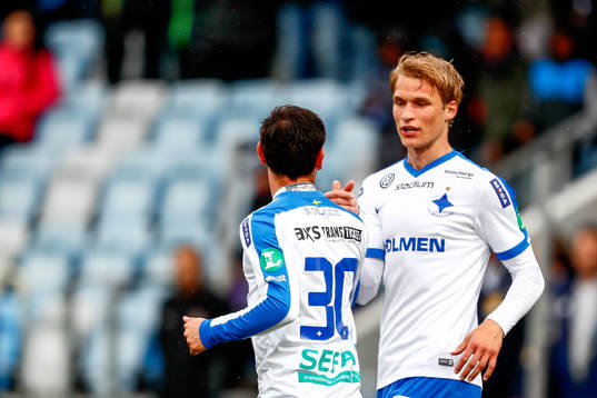 Norrköpings Sebastian Andersson och Nikola Tkalcic jublar efter 2-0 av Andersson