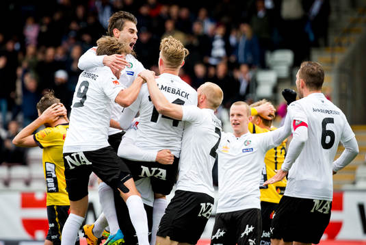 e minuten och jublar med Astrit Ajdarevic, Patrik Haginge