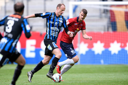 Sirius Dragan Kapcevic och Örgrytes Johan Hammar