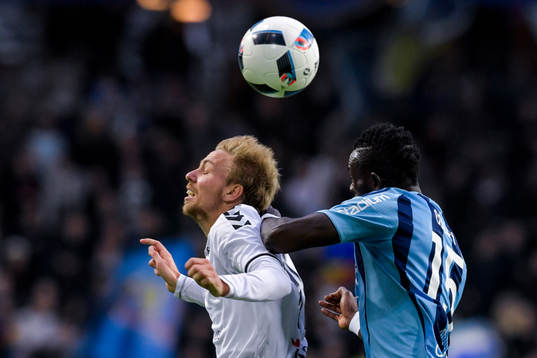 Kalmars Jonathan Ring och Djurgårdens Omar Colley i