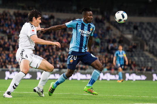 Kalmars Marko Biskupovic och Djurgårdens Sam Johnson