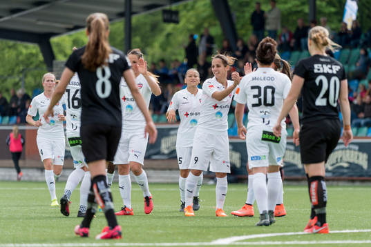 Rosengårds Nataša Andonova jublar efter 2-0