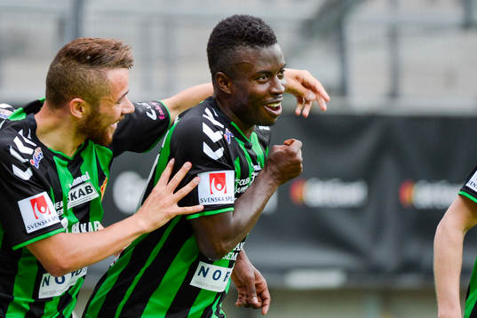  GAIS Kieron Cadogan jublar efter 2-0