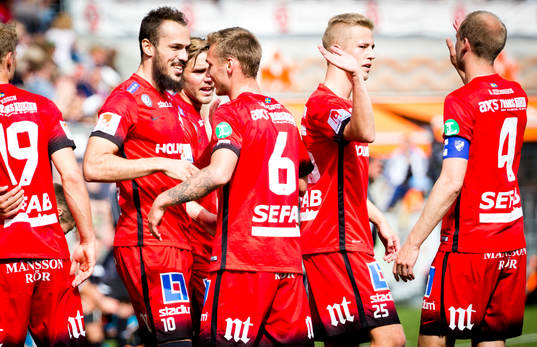Norrköpings Emir Kujovic gör 2-1 och jublar