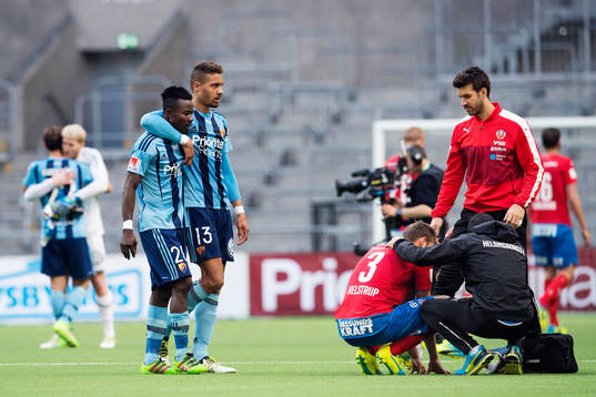 Djurgårdens Sam Johnson och Mathias Ranegie jublar