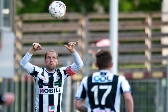 Landskronas Mikael Dahlgren gör inkast