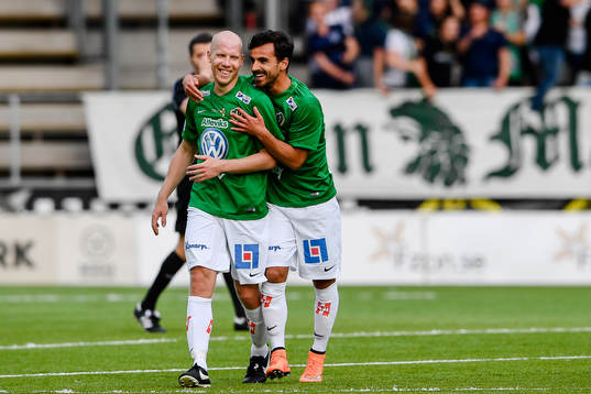 Jönköpings Liridon Silka  och Viktor Rönneklev jublar