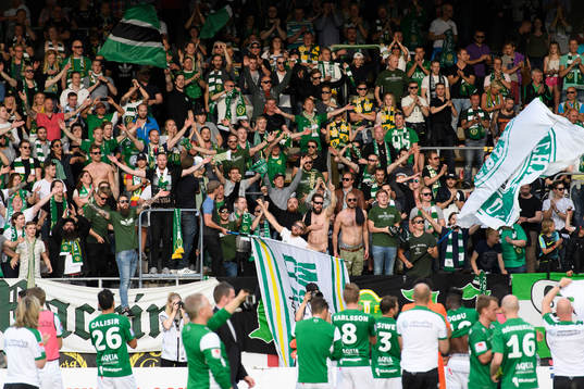 Jönköpings spelare tackar supportrarna