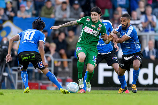 Dalkurds Diego Montiel och Halmstads Junes Barny