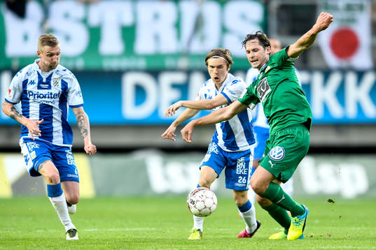 IFK Göteborgs Patrik Karlsson Lagemyr och Hammarbys Philip