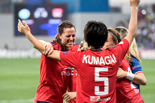 Lyons Lotta Schelin jublar