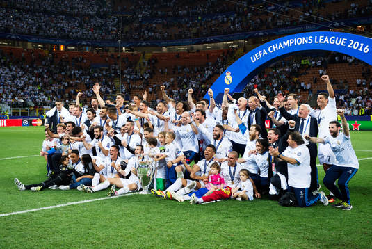 Real Madrids spelare jublar