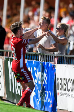 s James Burgin jublar