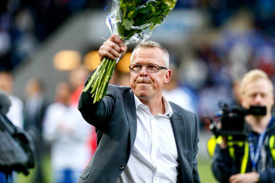 Norrköpings manager Janne Andersson tackar publiken